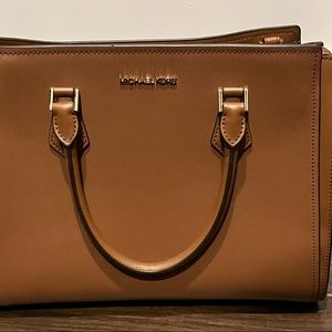 Michael Kors Hope handbag